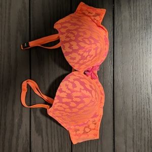 Victoria's Secret Very Sexy Padded Demi Bra 34B NWT